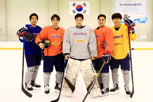 진천선수촌에서 훈련 중인 대명킬러웨일즈 소속 정종현, 김형겸, 이연승, 이용준, 이종민(왼쪽부터)./사진=대명킬러웨일즈