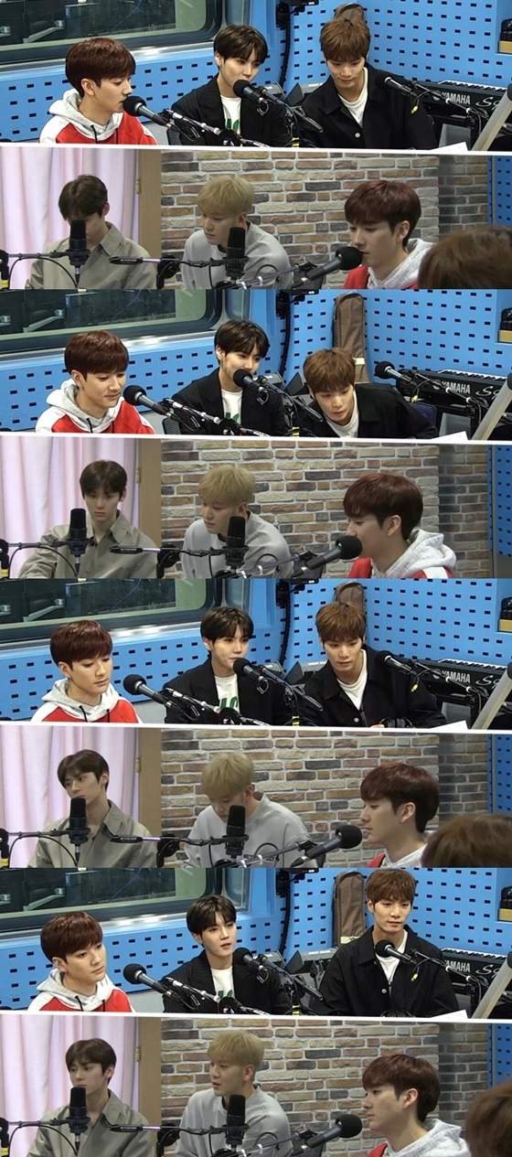 뉴이스트./사진=SBS 파워FM '최화정의 파워타임' 보이는 라디오 방송화면 캡처