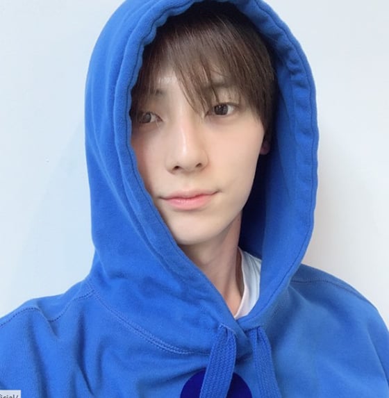 뉴이스트 민현./사진=뉴이스트 공식 인스타그램