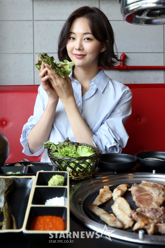 배우 금새록 / 사진=이기범 기자 leekb@, 장소제공='숙성의 미' 홍대점