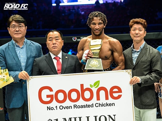 우승한 만수르./사진=ROAD FC
