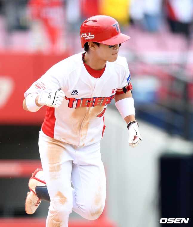 1회 선취타점을 올린 KIA 박찬호.