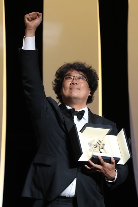 봉준호 감독이 한국영화 최초로 제72회 칸국제영화제에서 '기생충'으로 황금종려상을 받았다. /사진제공=CJ ENM