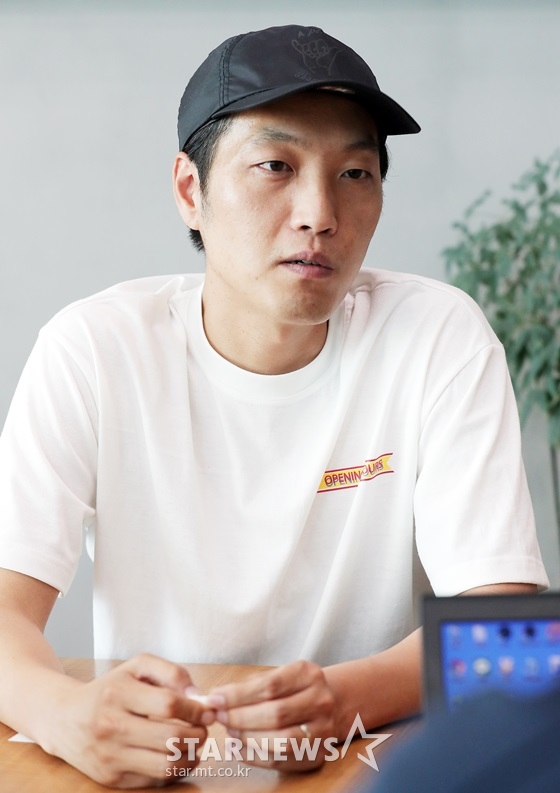 SBS 예능 프로그램 '불타는 청춘' 연출을 맡고 있는 이승훈PD /사진=김창현 기자