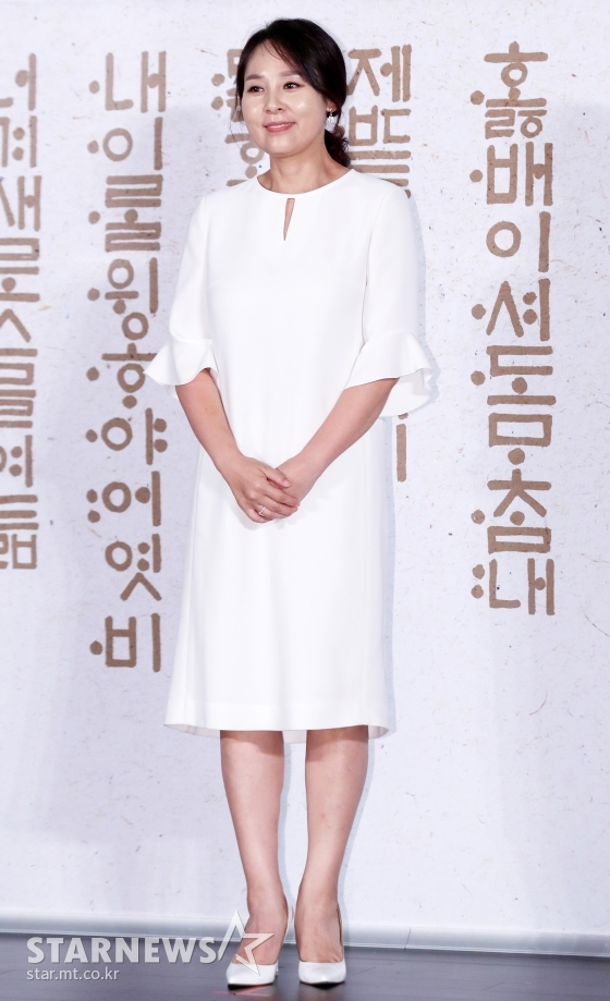 배우 전미선. / 사진=김휘선 기자