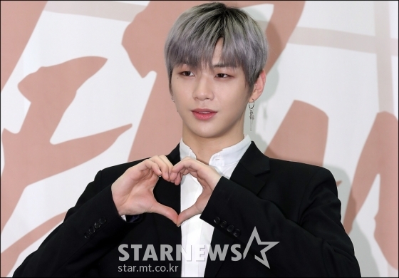 김지민,설리./사진=JTBC2' 악플의 밤' 방송화면 캡처