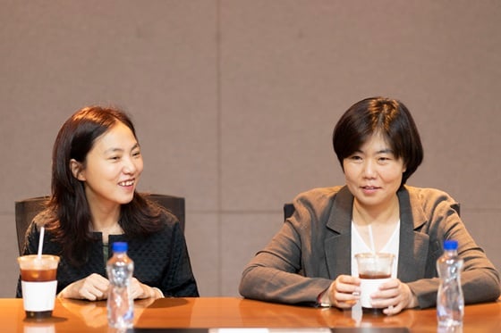 (왼쪽부터) 홍미란, 홍정은./사진제공=tvN