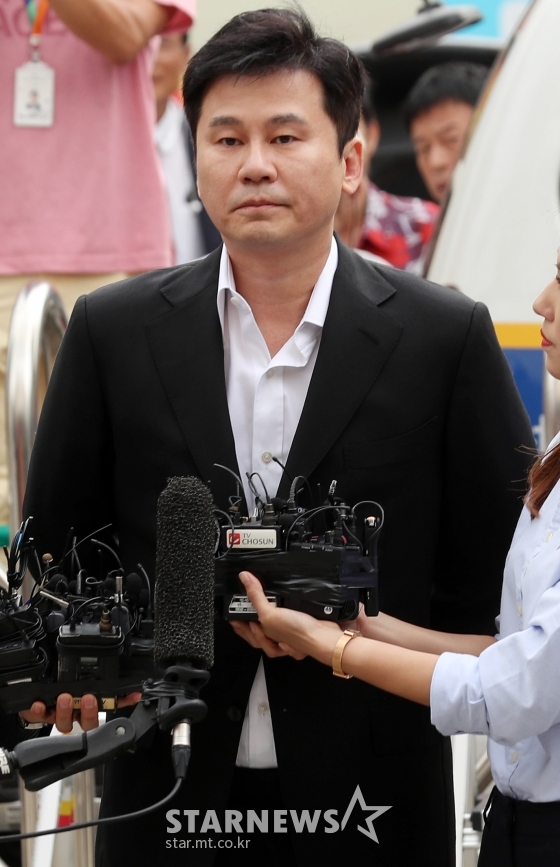 해외 원정도박 혐의 및 13억원 상당 외국환거래(환치기) 의혹을 받고 있는 양현석 전 YG엔터테인먼트 대표가 지난 8월 29일 오전 서울 중랑구 서울지방경찰청 지능범죄수사대에 출석하고 있다. /사진=김휘선 기자