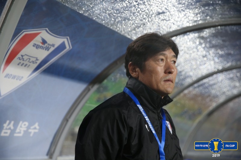 2일 경기를 앞둔 이임생 감독의 모습. /사진=대한축구협회 제공