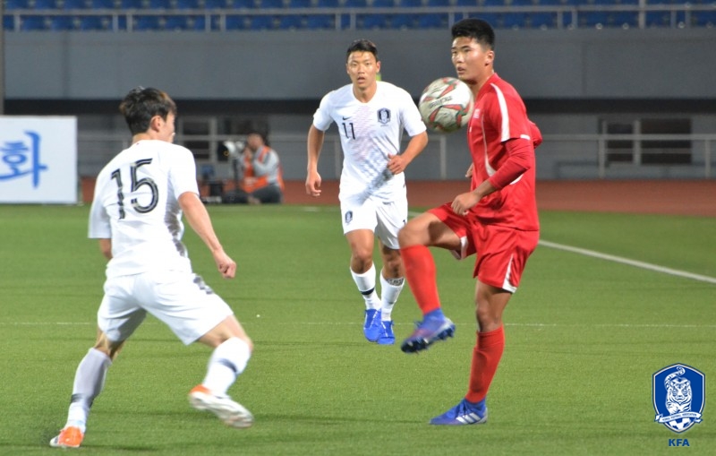 북한 한광성(오른쪽)의 모습. /사진=대한축구협회 제공