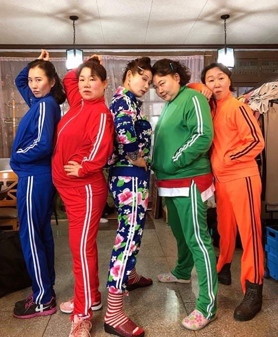 (왼쪽부터) 최가인, 김미화, 김선영, 이선희, 백현주./사진제공=에이탑엔터테인먼트