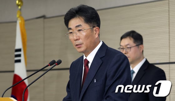 수능 성적이 4일 발표되는 가운데, 성기선 한국교육과정평가원장이 브리핑을 열고 있는 모습이다. /사진=뉴스1