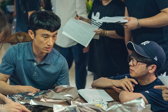 배우 김병철(사진 왼쪽)과 백승룡 PD/사진제공=tvN