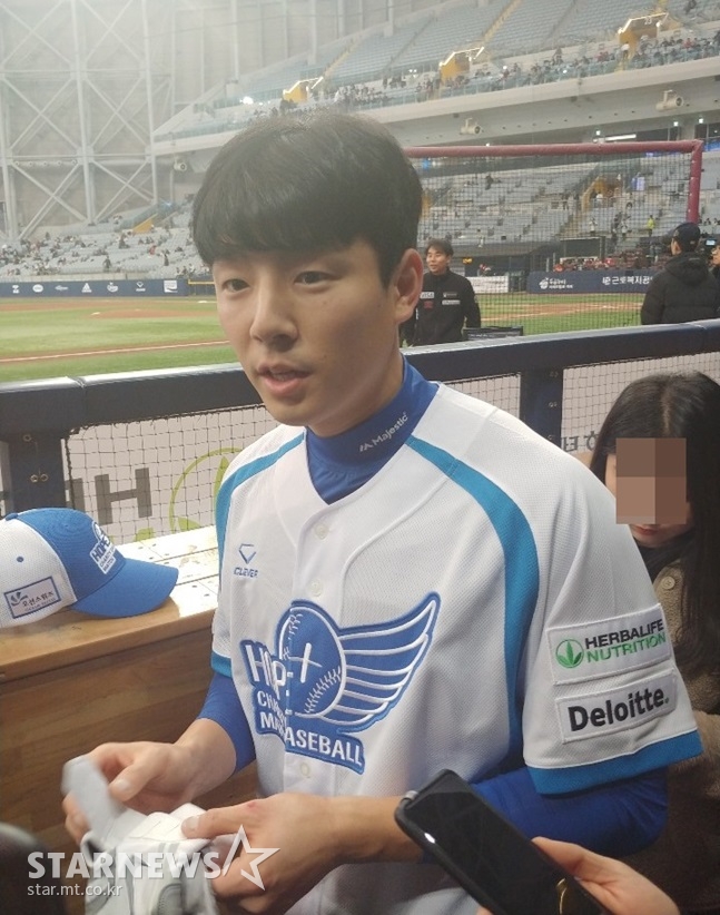 양준혁야구재단의 2019 희망더하기 자선야구대회에 참석한 LG 트윈스 한선태. /사진=김동영 기자