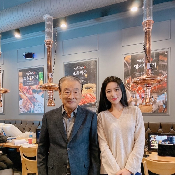 /사진=조현 인스타그램 (명륜진사갈비 이순재)
