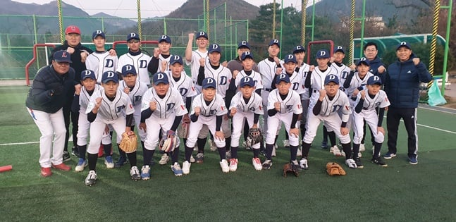 밀양 동강중 클럽야구단. /사진=한국클럽야구연맹