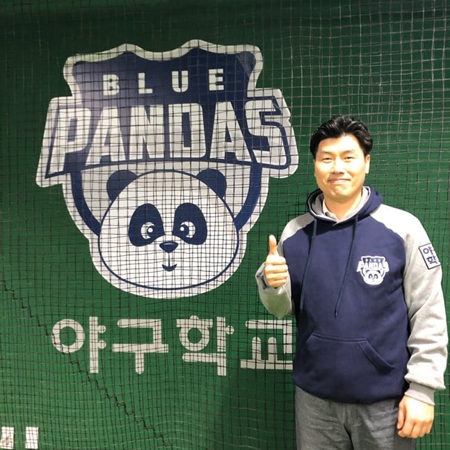 장성호 코치. /사진=스포츠투아이