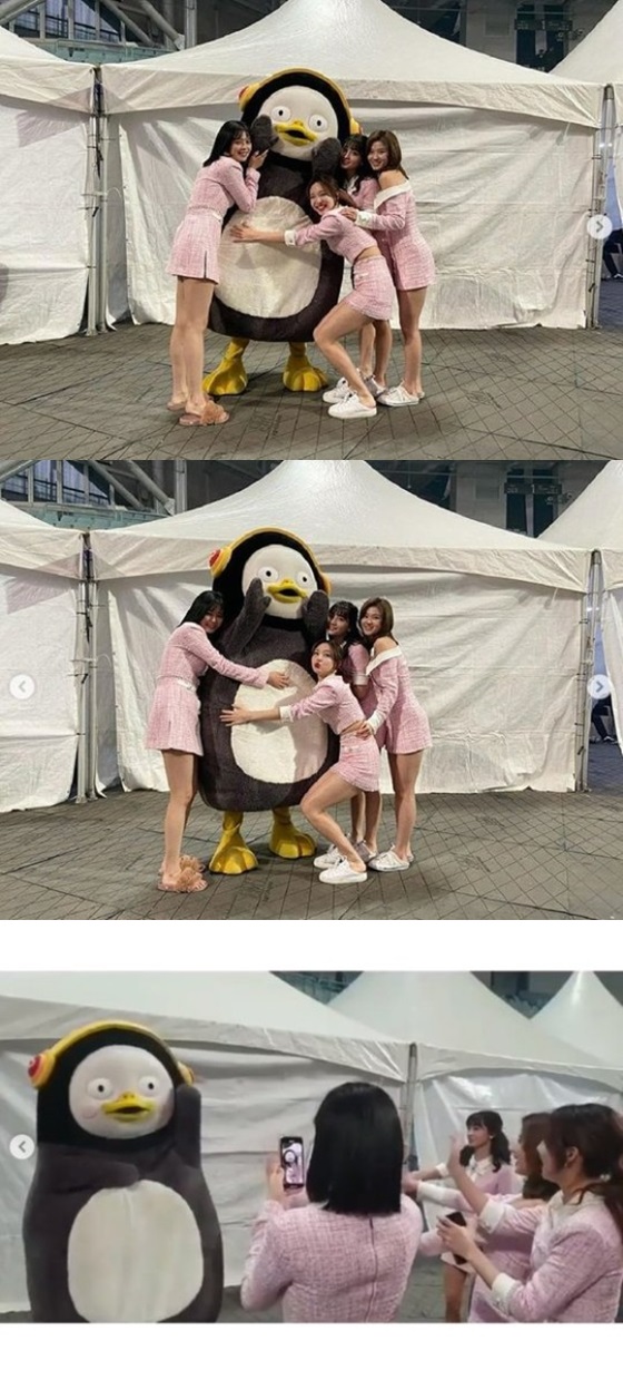 /사진=그룹 트와이스 공식 SNS.