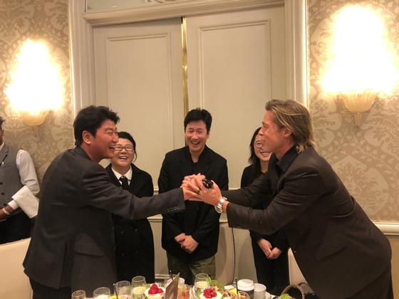/사진=네온 공식 트위터