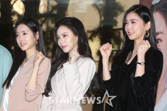 배우 진세연, 이열음, 이화겸(왼쪽부터)가 14일 오후 서울 중구 조선일보 미술관 미디어카페 JOY에서 진행된 TV조선 토일드라마 '간택-여인들의 전쟁' 기자간담회에 포즈를 취하고 있다. / 사진=강민석 기자 msphoto94@