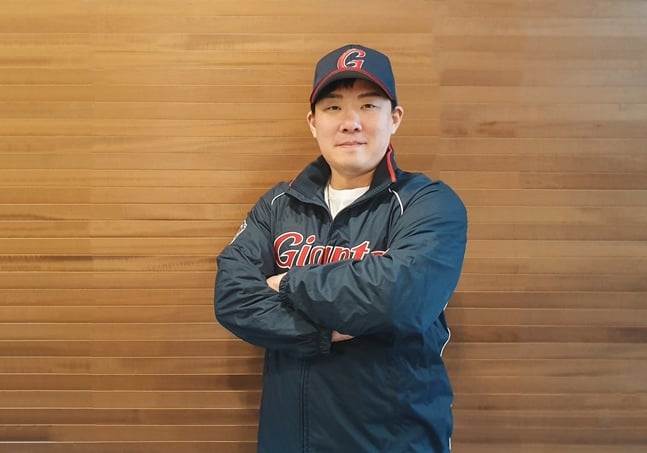 롯데와 FA 계약을 맺은 안치홍./사진=롯데 자이언츠