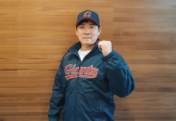 KIA에서 롯데로 FA 이적한 안치홍. /사진=롯데 자이언츠