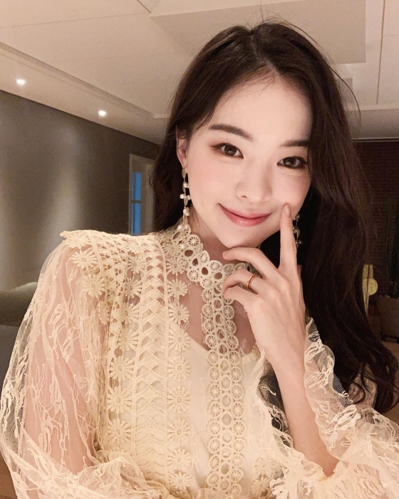 /사진=하늘 인스타그램