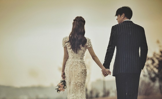 류시원 웨딩화보 / 사진=알스컴퍼니