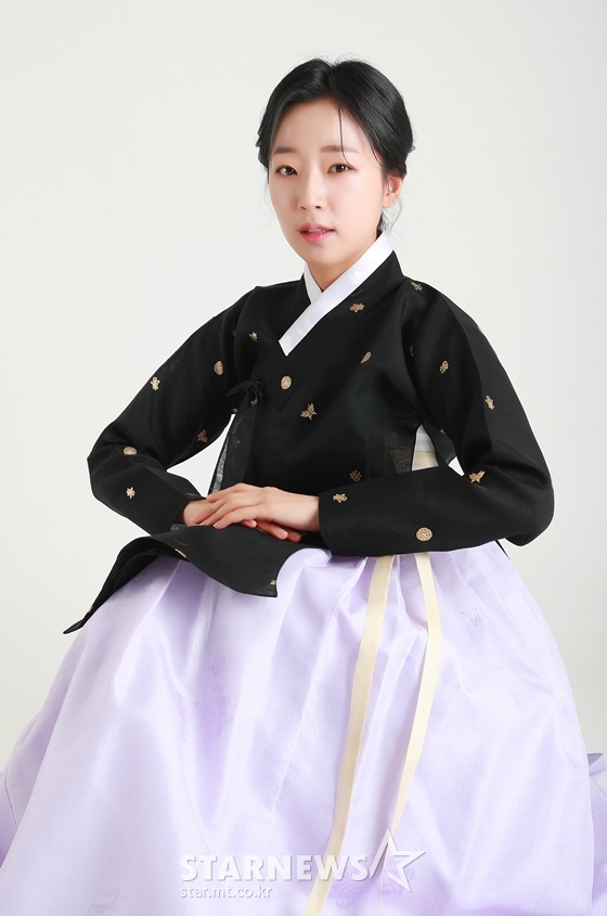 조수향 /사진=이동훈 기자, 한복협찬=금의재
