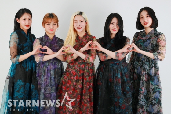 걸그룹 희나피아 /사진=이동훈 기자, 한복협찬=빛깔고은한복