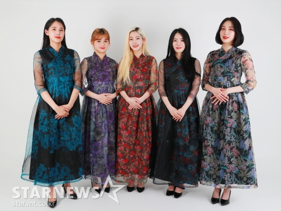 걸그룹 희나피아 /사진=이동훈 기자, 한복협찬=빛깔고은한복