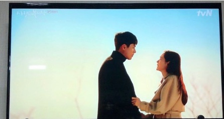 /사진=송가인 인스타그램 (tvN '사랑의 불시착' 화면 캡처)