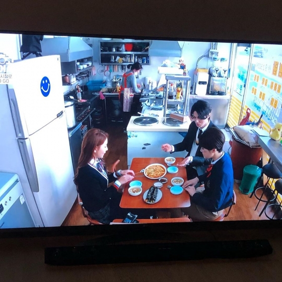 /사진=소녀시대 써니 인스타그램 (SBS '이동욱은 토크가 하고 싶어서' 방송 화면 캡처 보아 이동욱 장도연)
