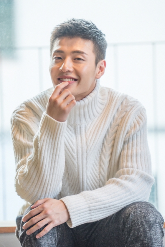 강하늘이 영화 '해적2'에 출연한다.