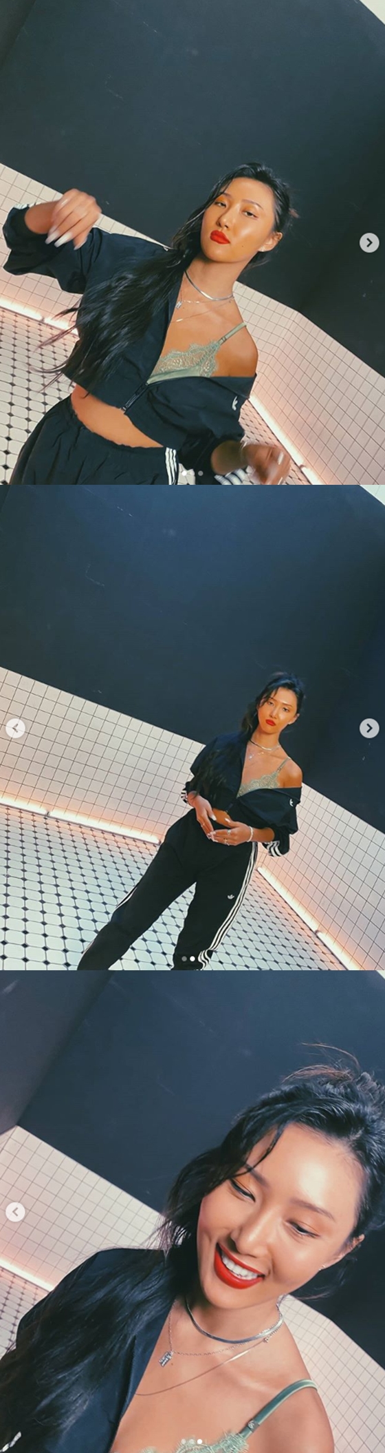 /사진=화사 인스타그램
