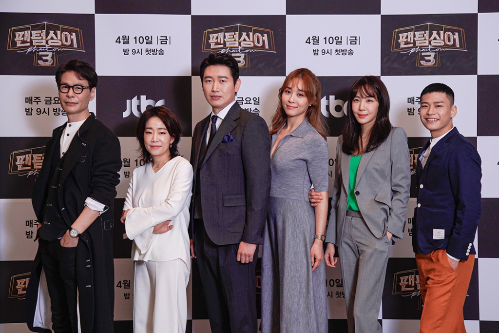 작곡가 윤상, 음악감독 김문정, 성악가 손혜수, 뮤지컬배우 옥주현, 작사가 김이나, 피아니스트 지용 /사진=JTBC