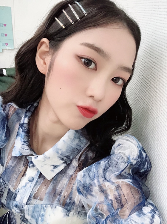 /사진=오마이걸 공식 트위터