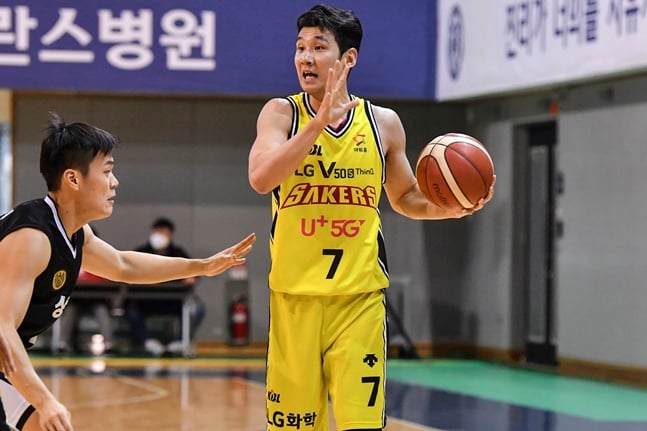 LG를 떠나 SK로 향하는 양우섭. /사진=KBL 제공