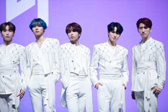 엘라스트 /사진제공=이엔터테인먼트