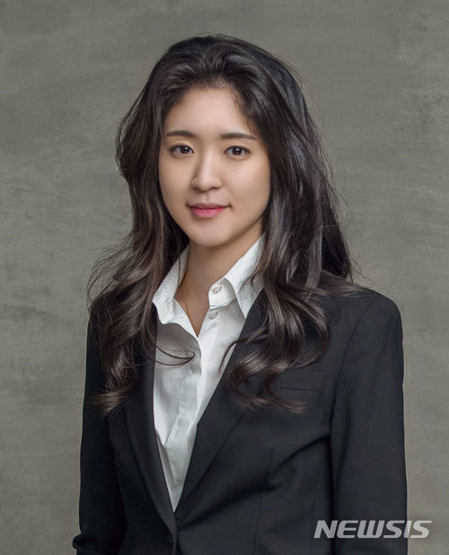 아모레퍼시픽 서경배 회장의 장녀 서민정씨. /사진=뉴시스