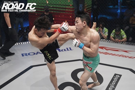 이정현(오른쪽). /사진=로드 FC 제공