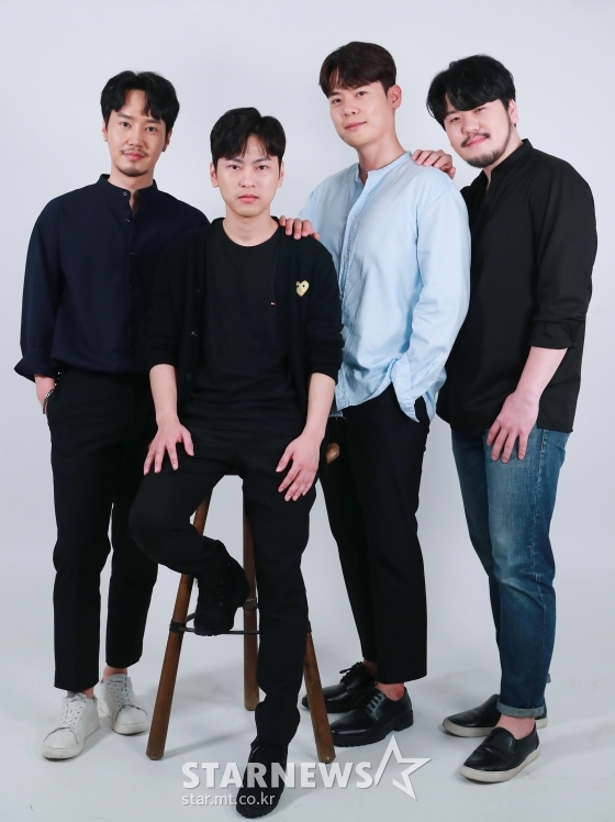 '팬텀싱어3' 우승 라 포엠 인터뷰(왼쪽부터 최성훈, 박기훈, 유채훈, 정민성) / 사진=이동훈 기자