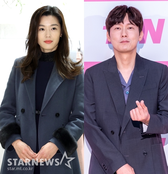 전지현과 박병은이 '킹덤 외전: 아신'편에서 호흡을 맞출 전망이다.