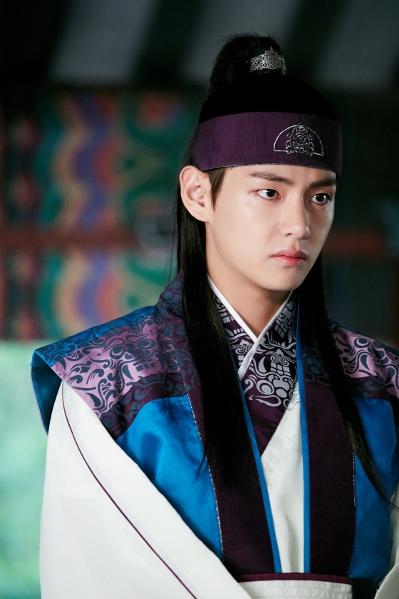 드라마 '화랑' 속 방탄소년단 뷔(김태형) /사진=화랑문화산업전문회사, 오보이 프로젝트