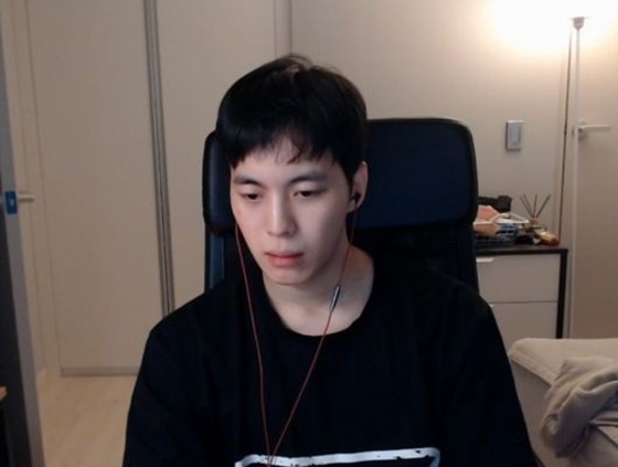 빅스 홍빈/사진=트위치 캡처