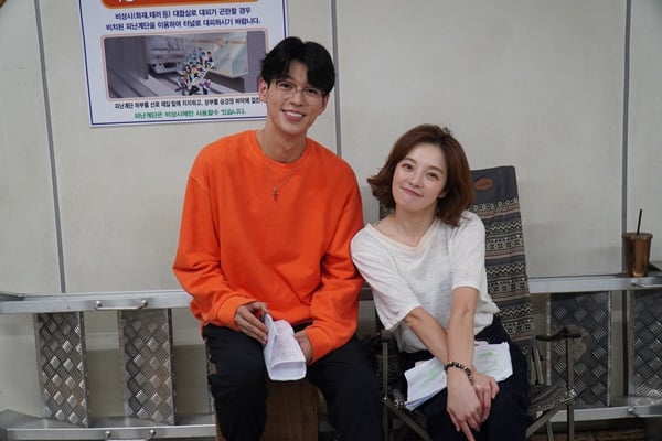 문유강 황보라 / 사진제공 = 워크하우스컴퍼니