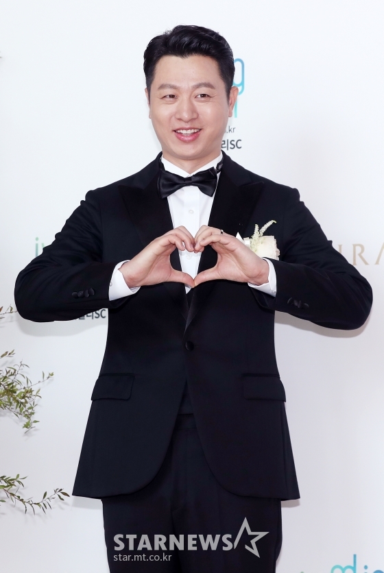 개그맨 유상무/사진=김휘선 기자 tndejrrh123@