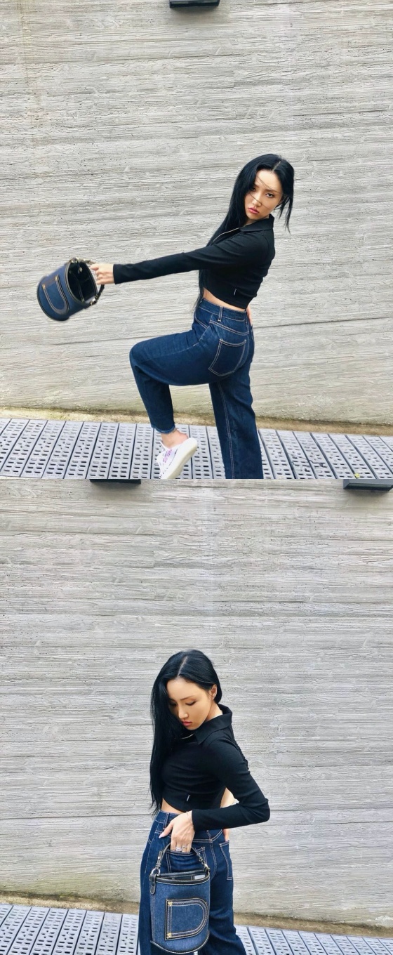 /사진=화사 인스타그램