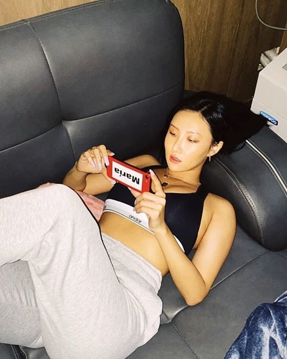 /사진=화사 인스타그램