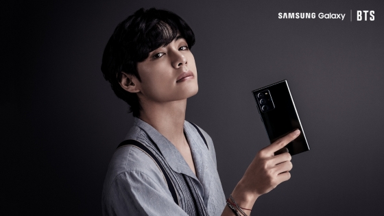 방탄소년단 뷔(BTS V)